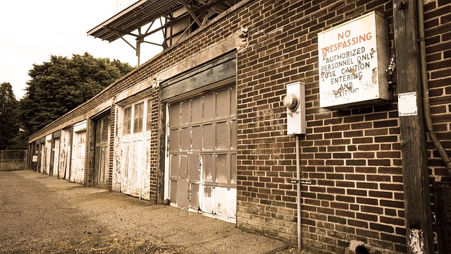 Boost Tacoma Home Efficiency: Energy-Saving Garage Doors Guide