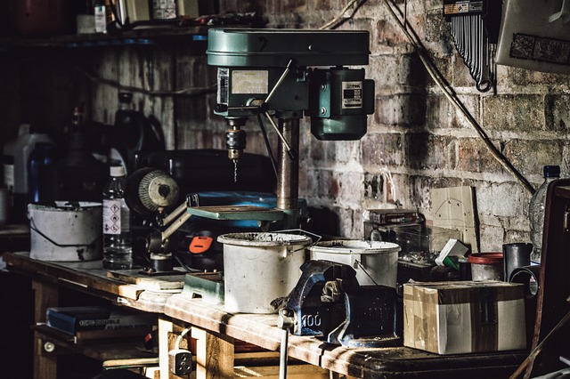 Chicago Homeowners’ Guide: Maintaining Garage Door Weatherstripping for Energy Efficiency