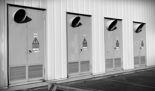 affordable-garage-door-services-los-ange-640x480-37621073.jpeg
