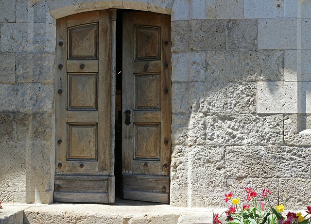 Weatherproof Garage Doors: Protecting Your Space in Tacoma Climates
